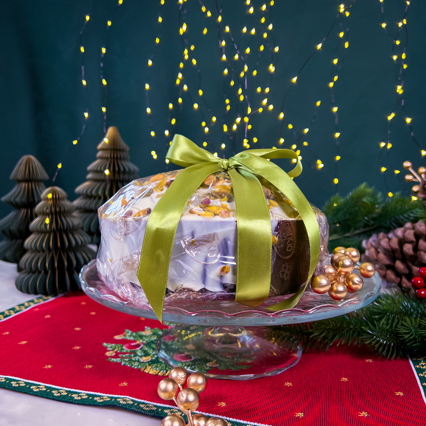 Panettone-Artigianale-al-Pistacchio-Primo-Piano