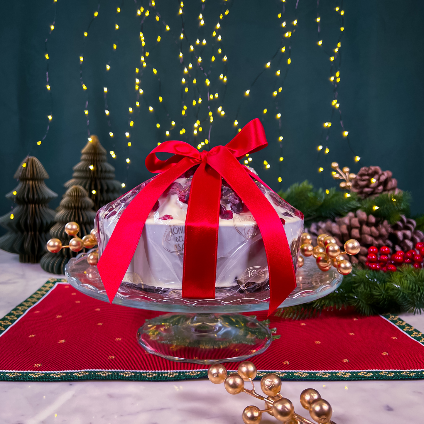 Panettone-al-Cioccolato-Bianco-e-Mirtilli-Artigianale-1Kg